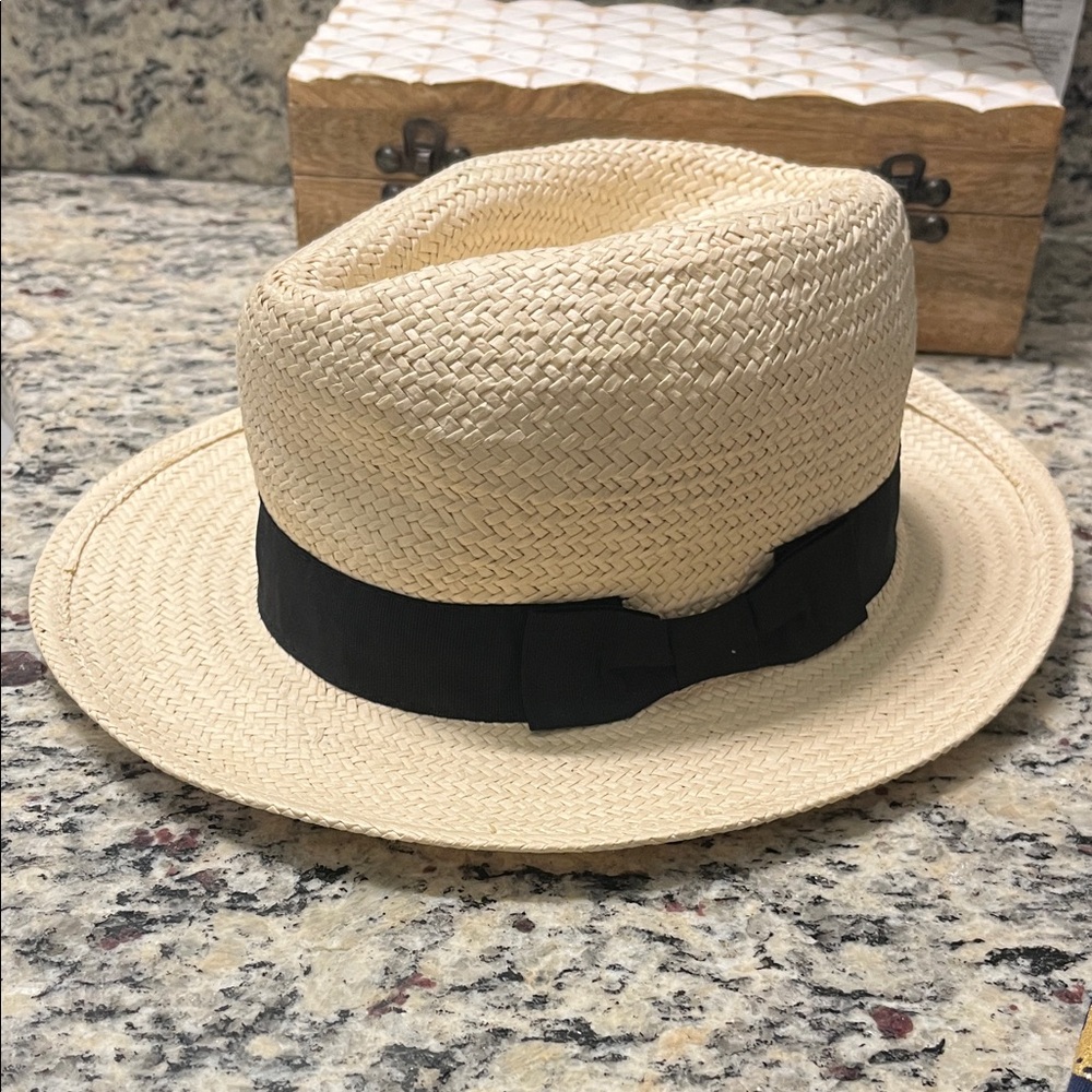 Old Navy Natural Straw Hat with Black Band